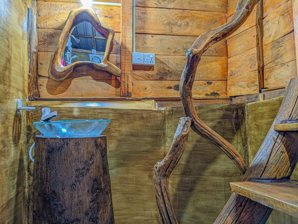 Wooden Cabana Сігірія Екстер'єр фото