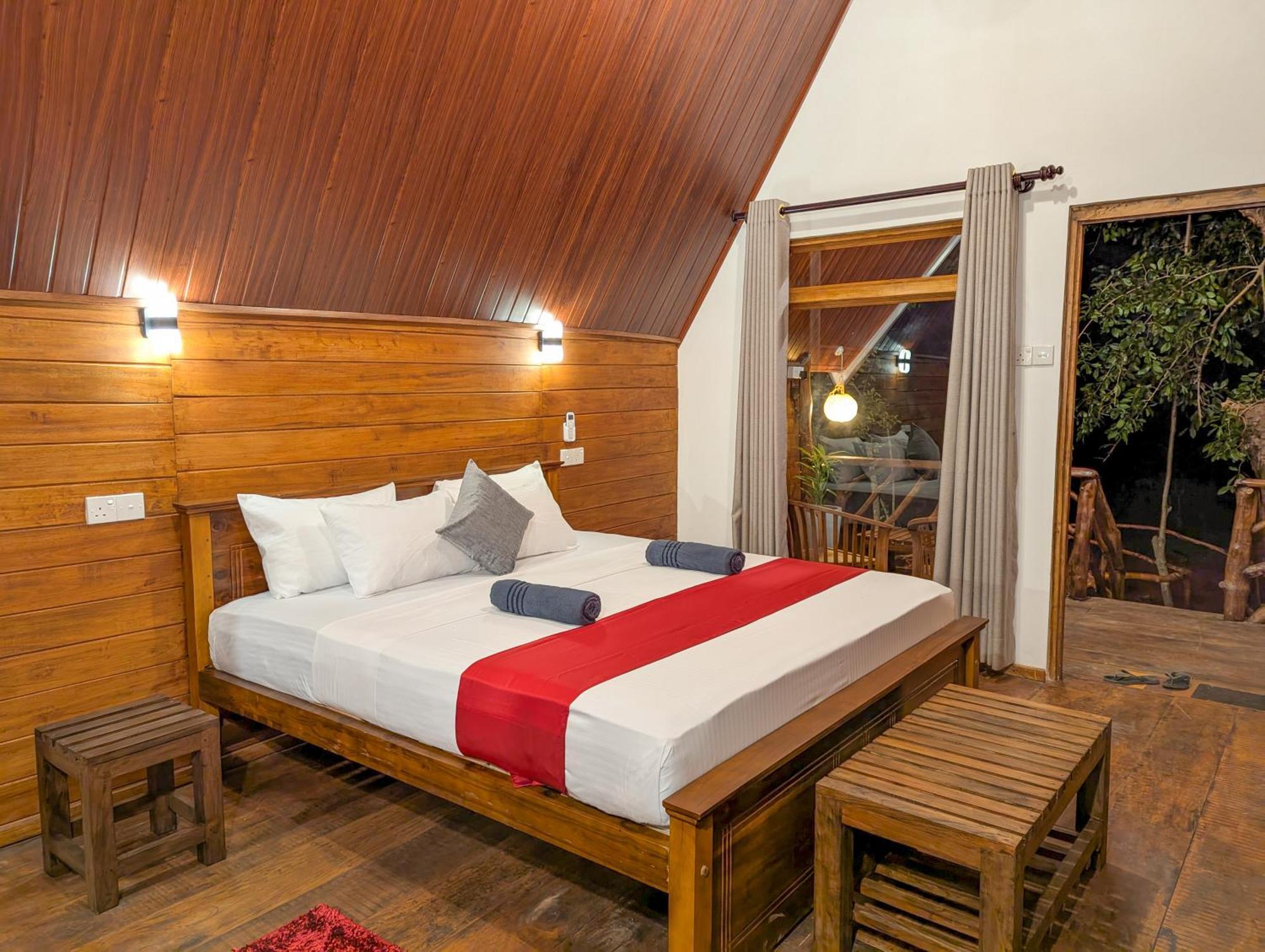 Wooden Cabana Сігірія Екстер'єр фото